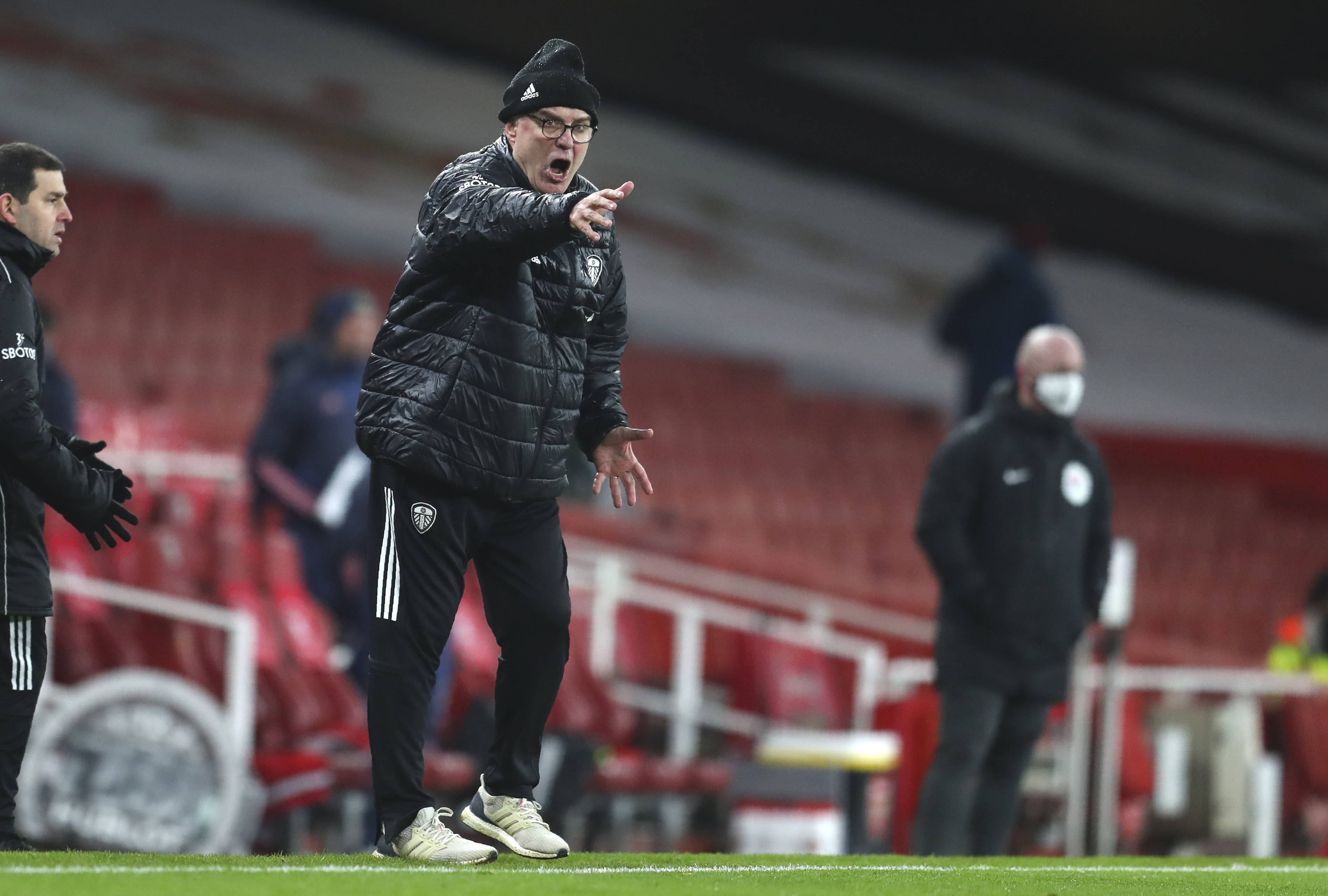 强侧执行二 强侧执行二